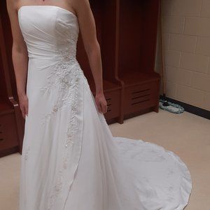 Wedding, size 6, strapless